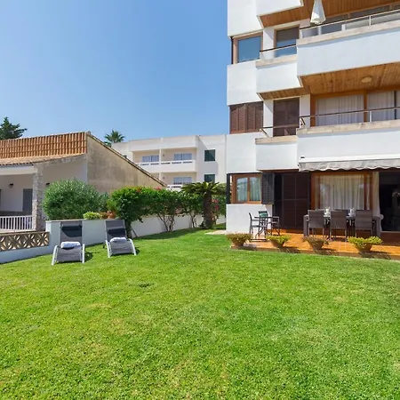 Apartamento Tamarells Garden Apartment
