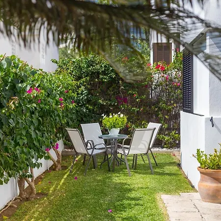 公寓 Apartamento Tamarells Garden 波连萨港